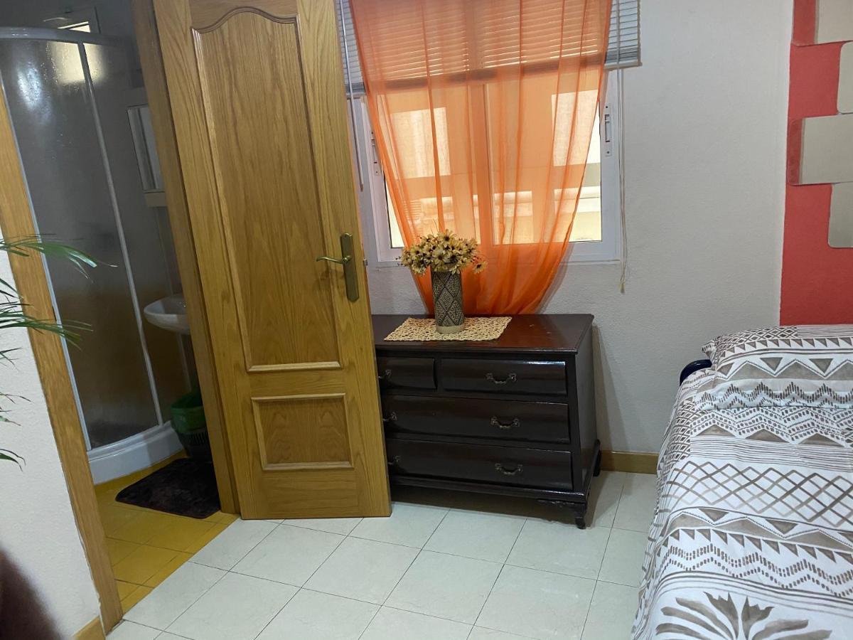 Guest House Del Sol อาลิกันเต ภายนอก รูปภาพ