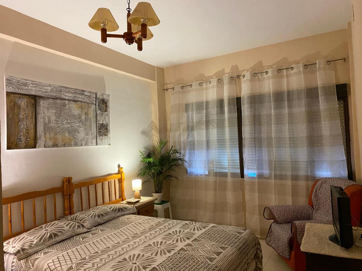 Guest House Del Sol อาลิกันเต ภายนอก รูปภาพ