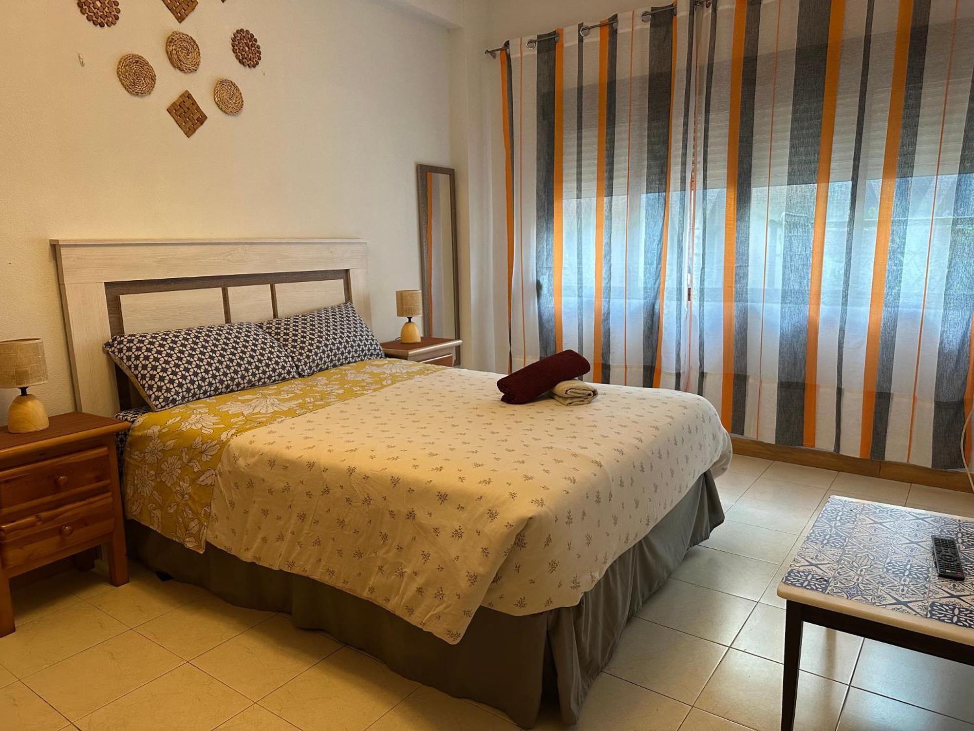 Guest House Del Sol อาลิกันเต ภายนอก รูปภาพ