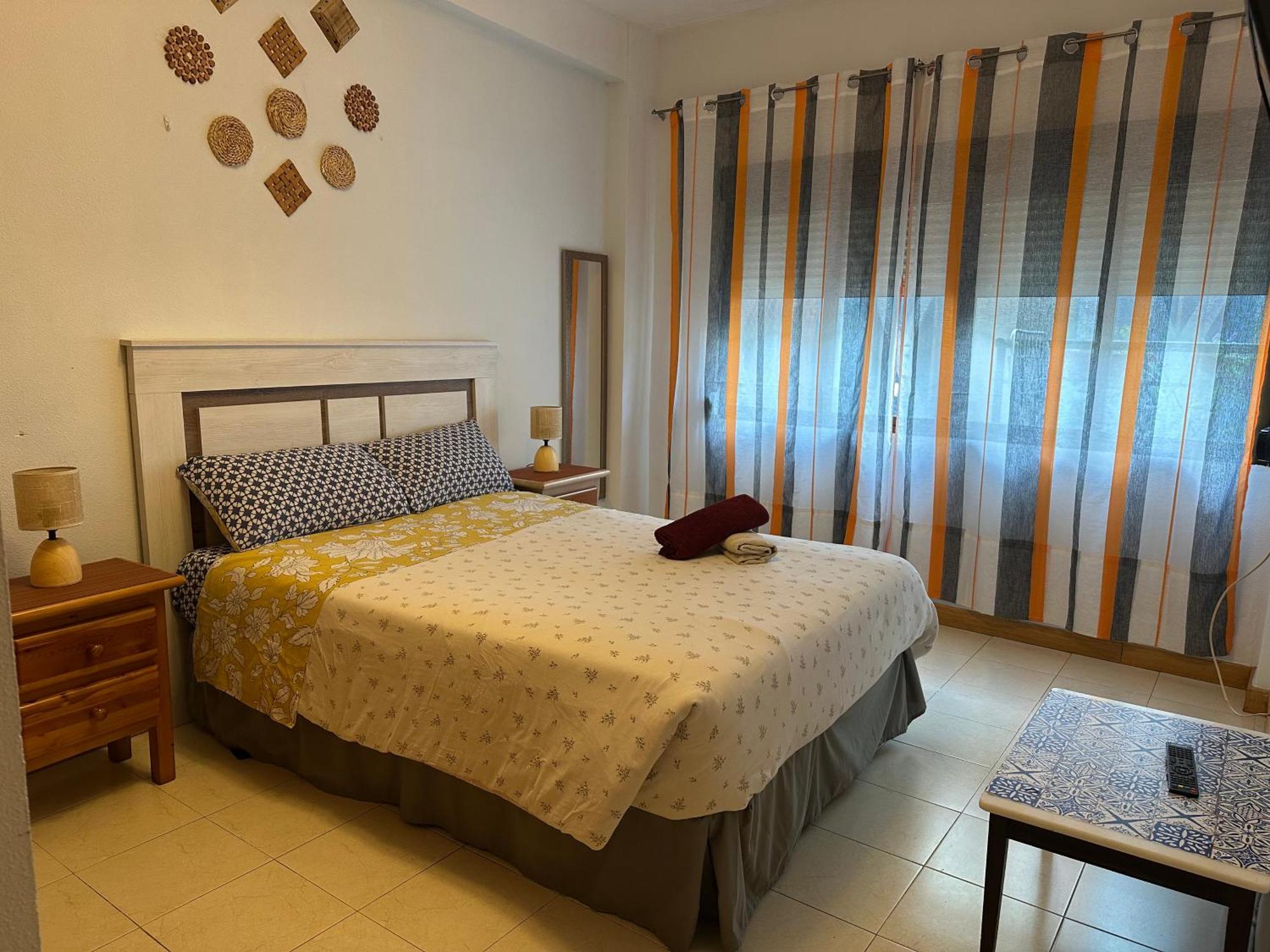 Guest House Del Sol อาลิกันเต ภายนอก รูปภาพ
